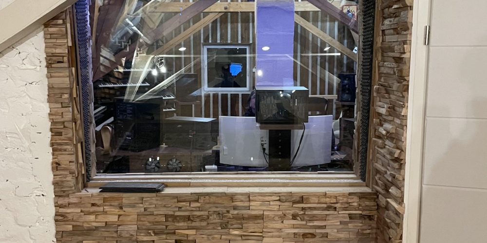 Studiofenster-Wandinstallation-Innenausbau-Freising